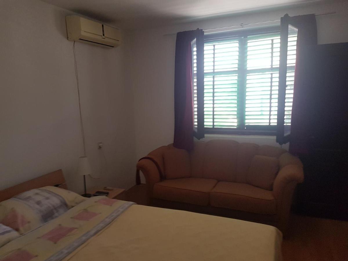 Ferienwohnung Przic House Negotin Exterior foto